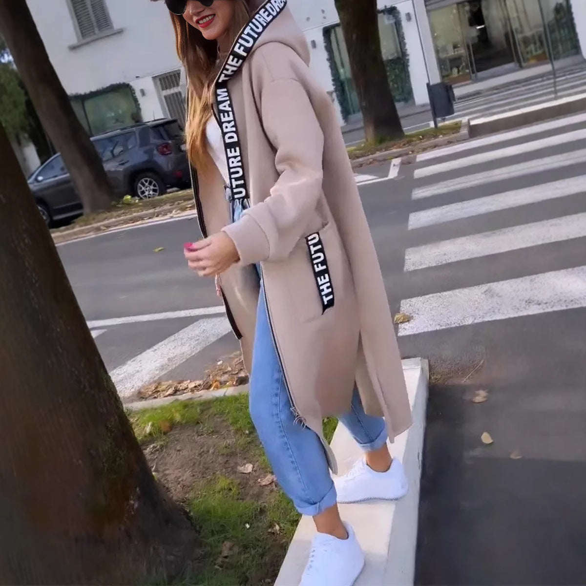 Oliwia – Długa Bluza Damska z Kapturem | Styl, komfort i codzienna wygoda